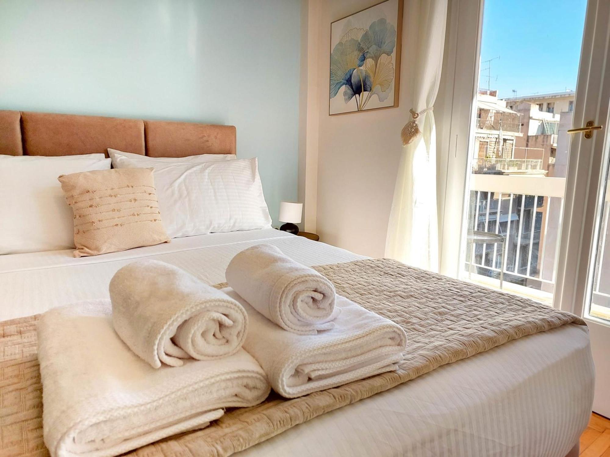 Exarchia Artistic Getaway For Groups Atenas Exterior foto