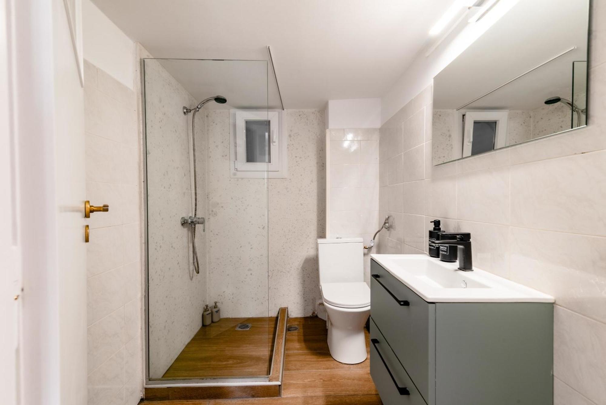 Exarchia Artistic Getaway For Groups Atenas Exterior foto