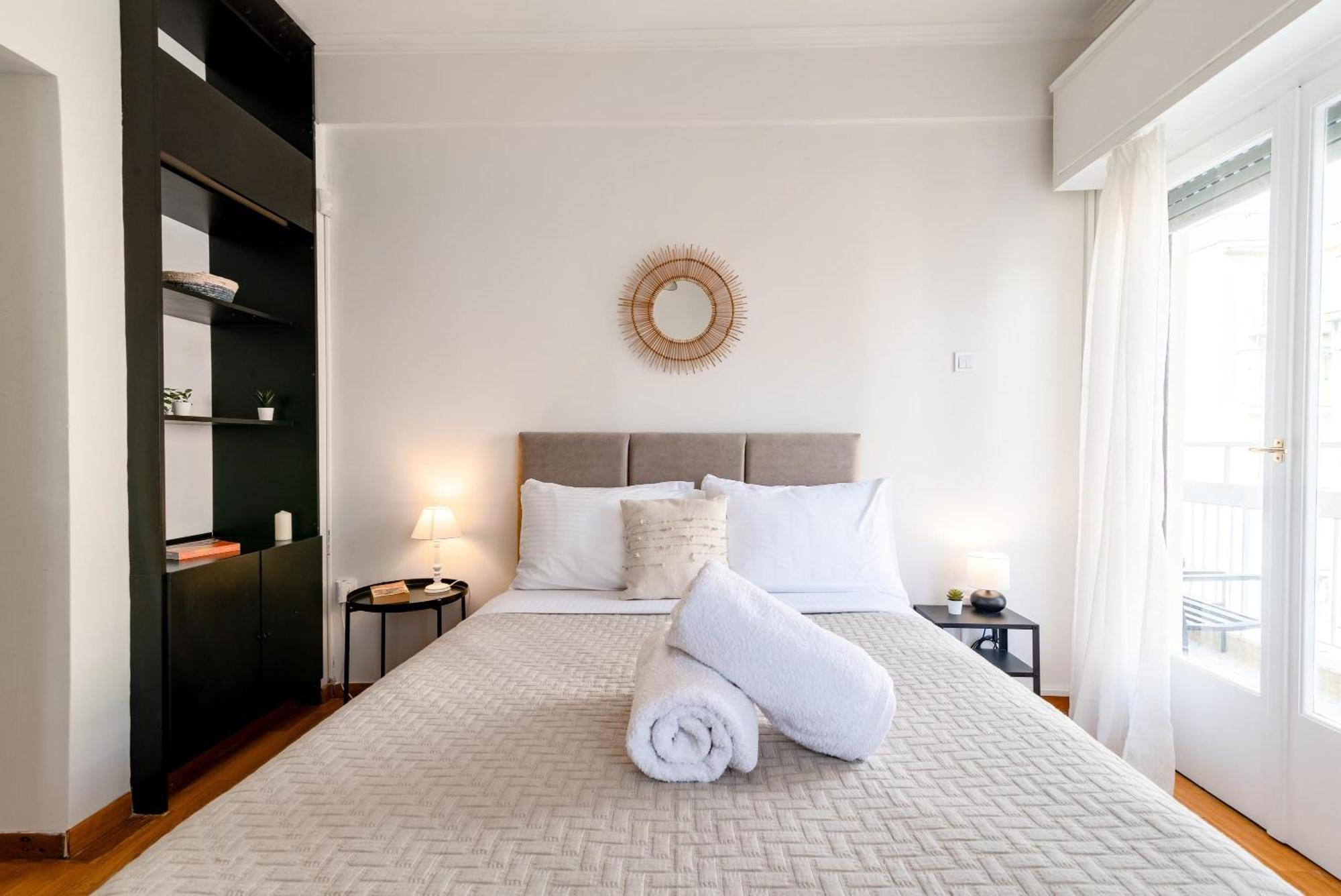 Exarchia Artistic Getaway For Groups Atenas Exterior foto