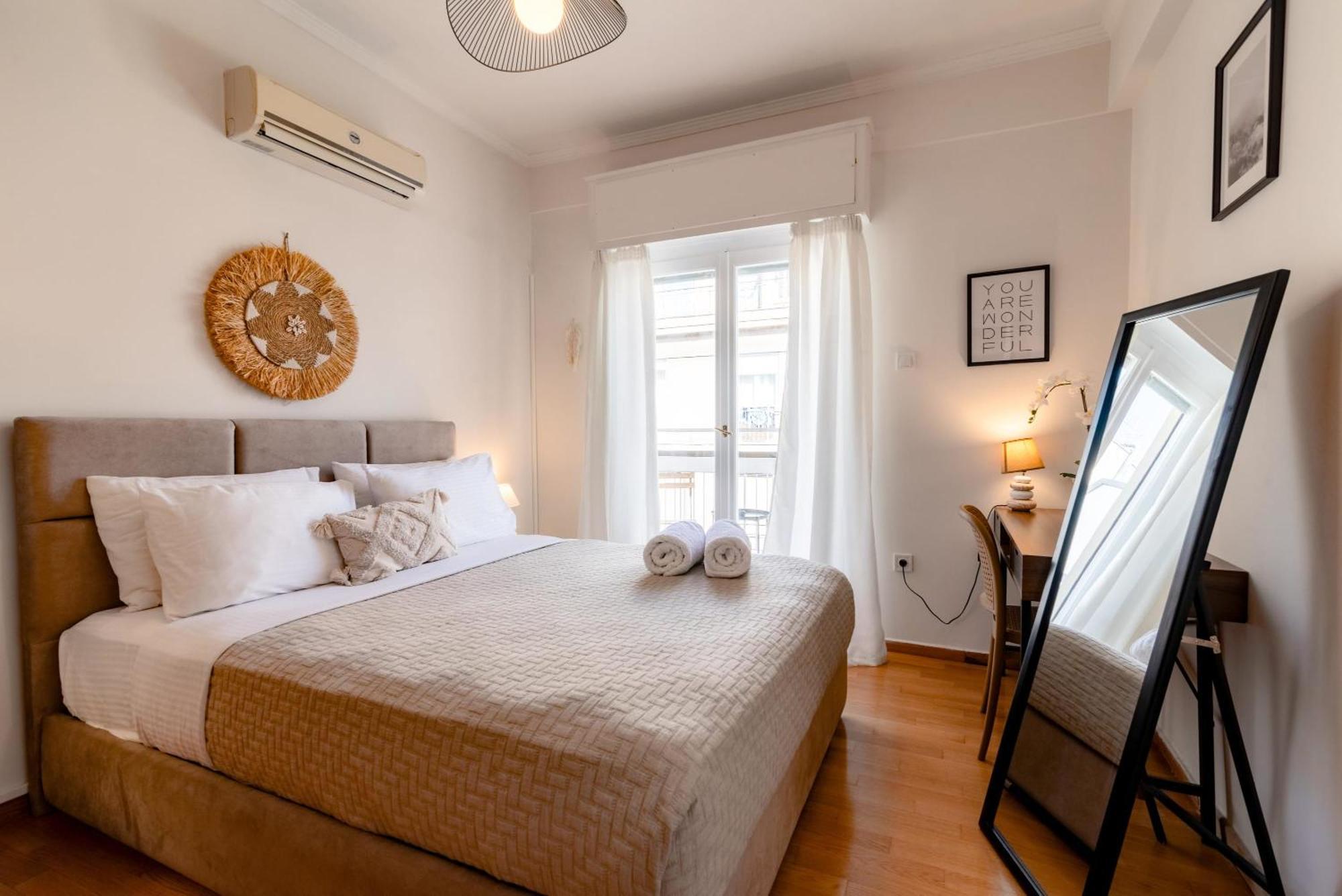 Exarchia Artistic Getaway For Groups Atenas Exterior foto